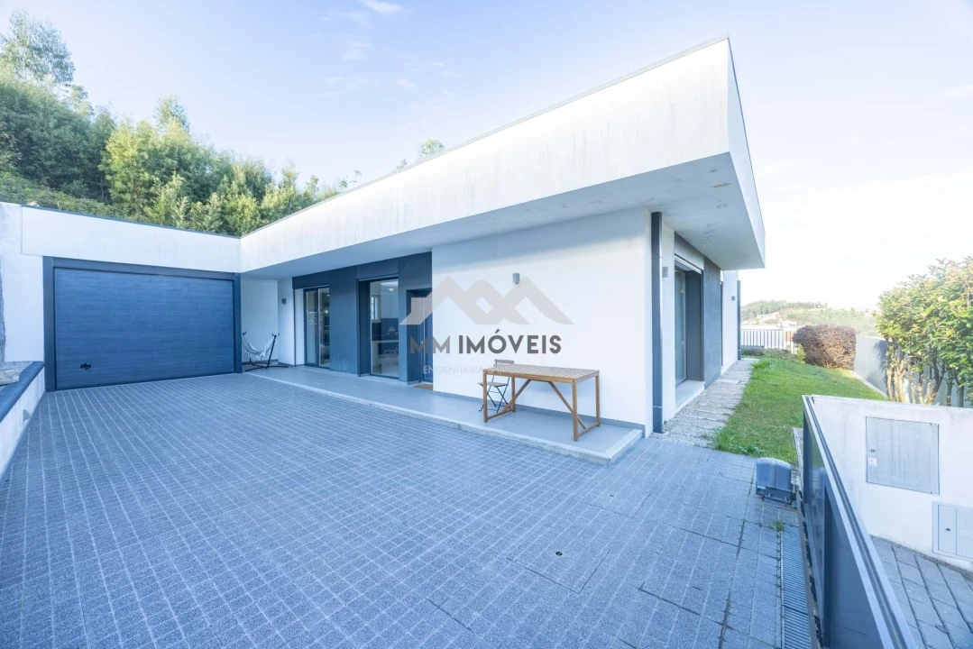 Moradia T3 para Venda em Cristelo Foto 24