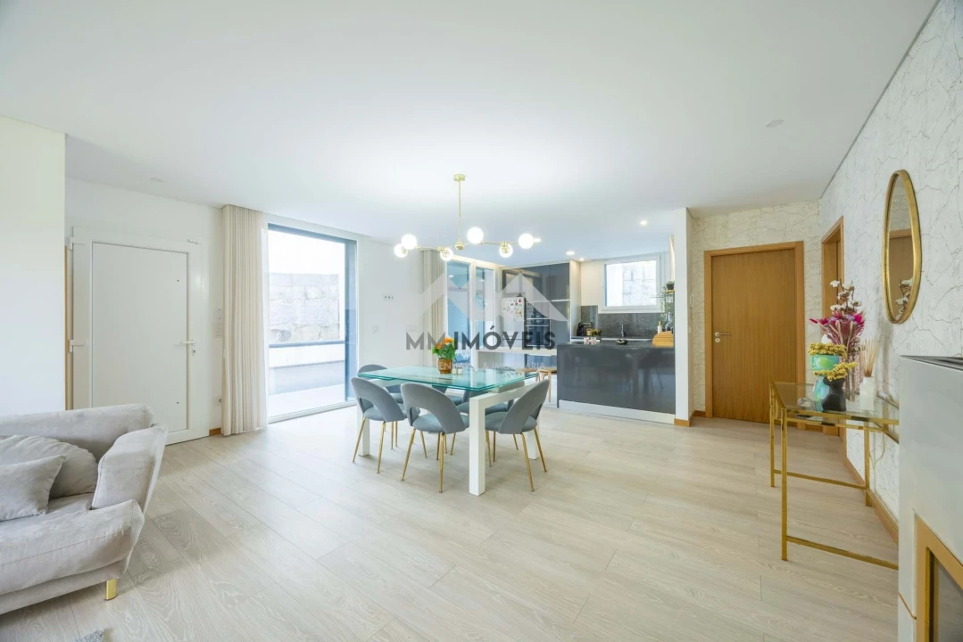 Moradia T3 para Venda em Cristelo Foto 43