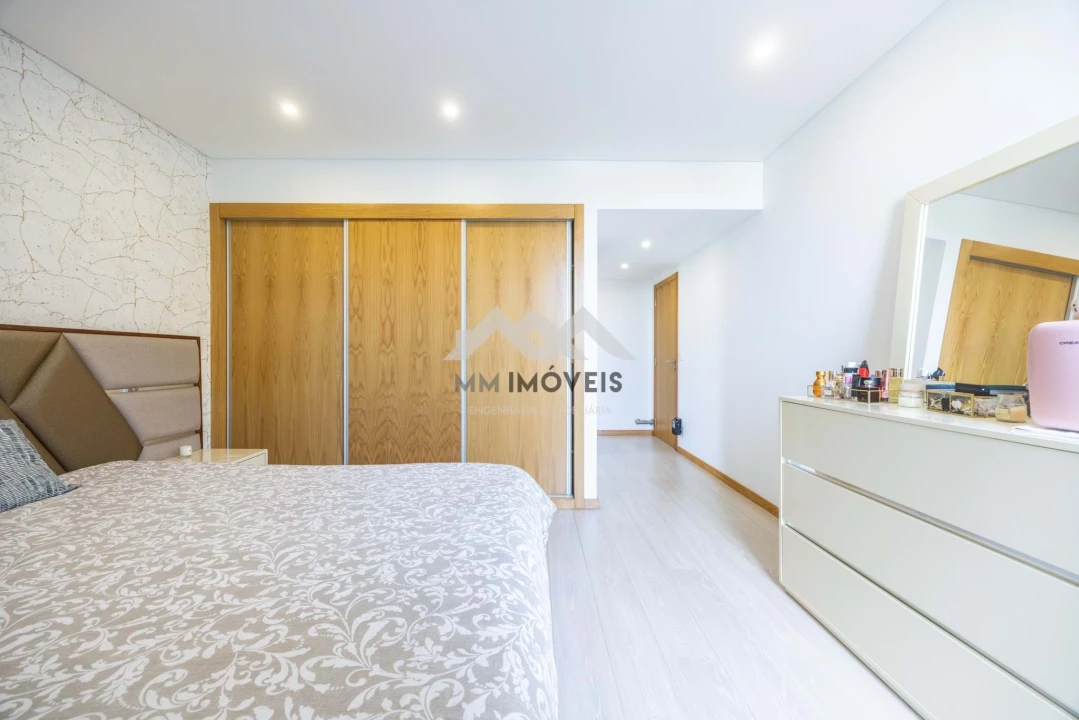 Moradia T3 para Venda em Cristelo Foto 57