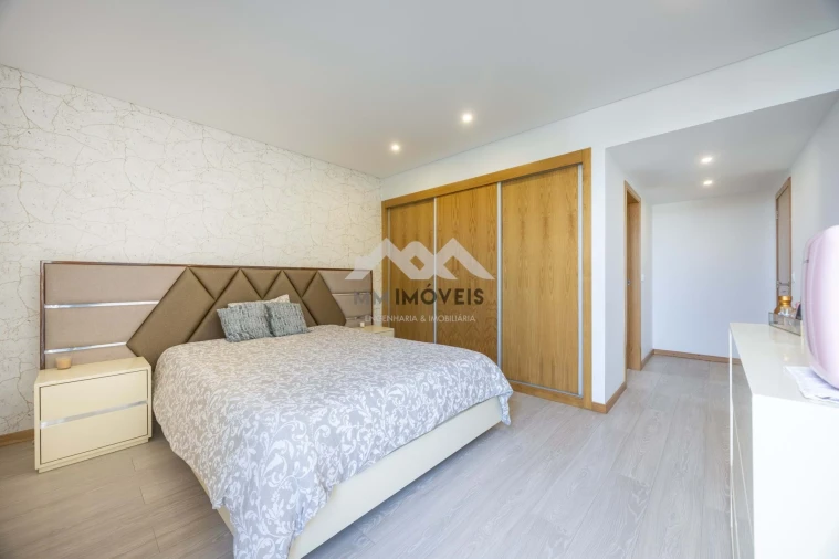 Moradia T3 para Venda em Cristelo Foto 56