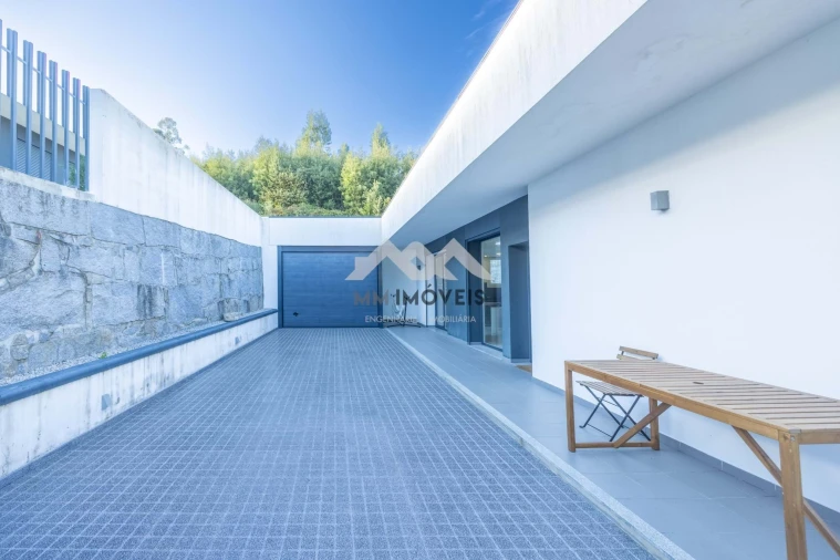 Moradia T3 para Venda em Cristelo Foto 22