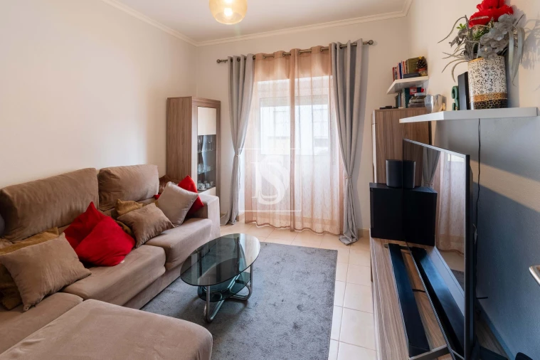 Apartamento T2 para Venda em Baixa da Banheira e Vale da Amoreira