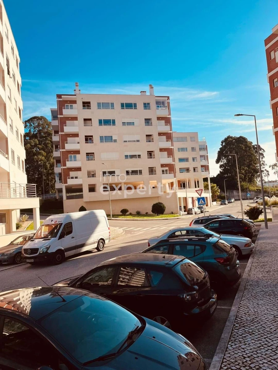 Apartamento T2 para Venda em Tavarede Foto 13