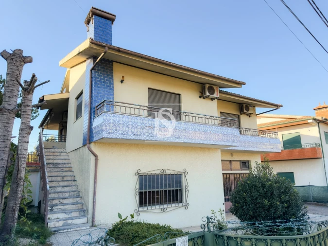 Moradia T3 para Venda em Joane Foto 1