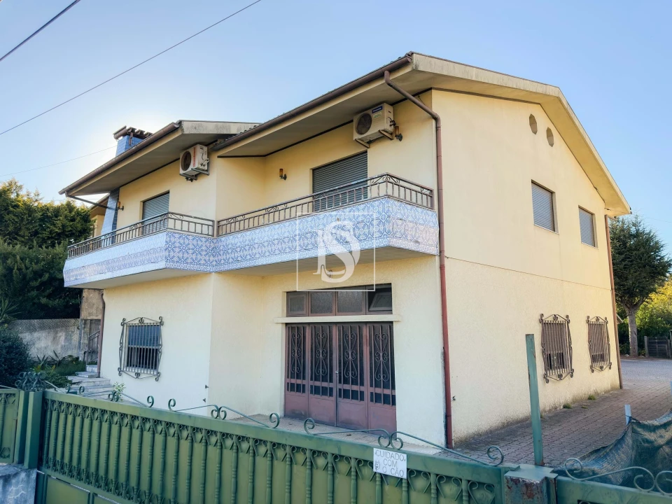 Moradia T3 para Venda em Joane Foto 3