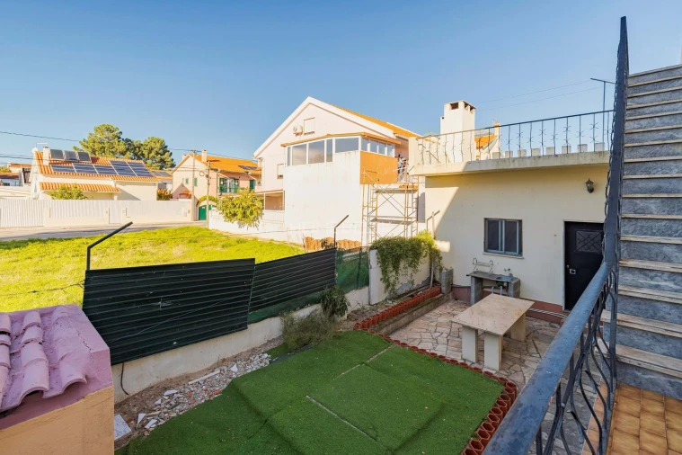 Moradia T3 para Venda em Quinta do Conde Foto 23