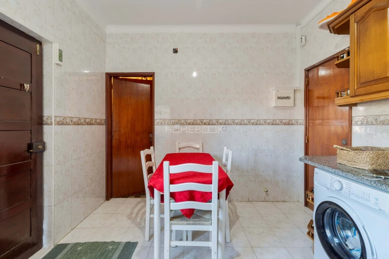 Moradia T3 para Venda em Quinta do Conde Foto 11
