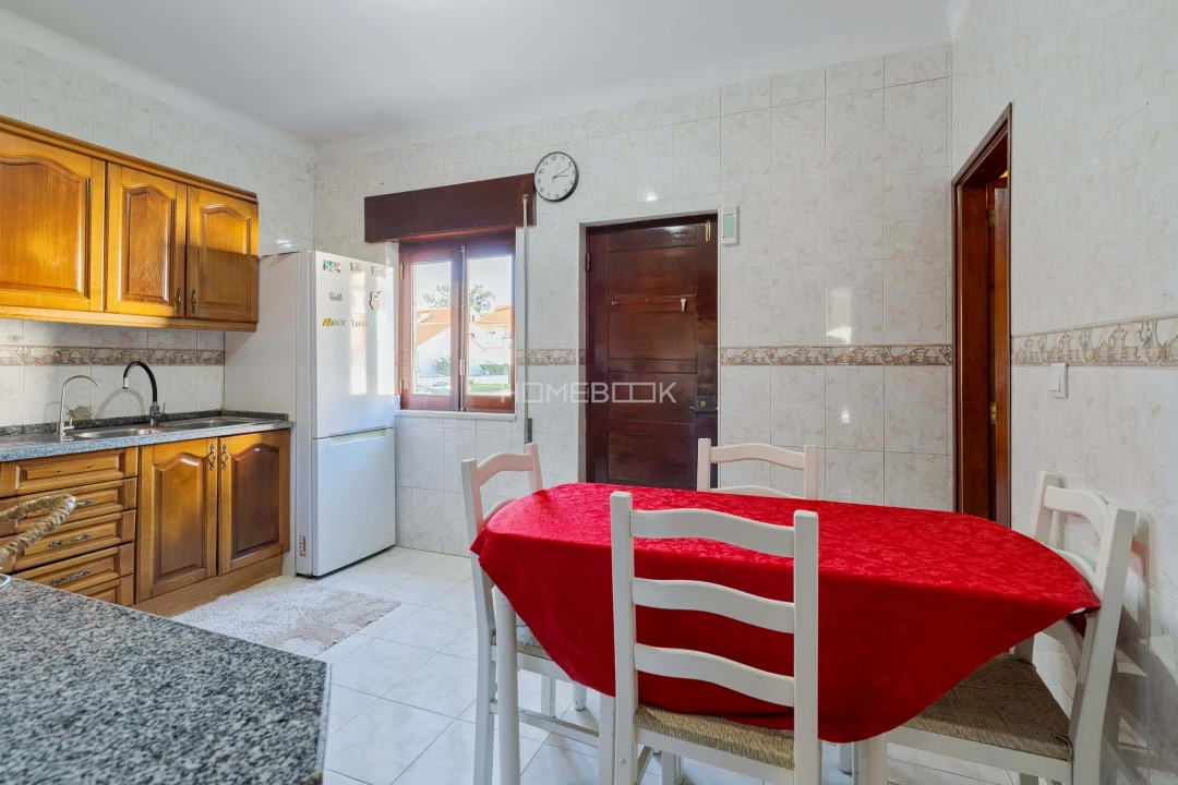 Moradia T3 para Venda em Quinta do Conde Foto 10