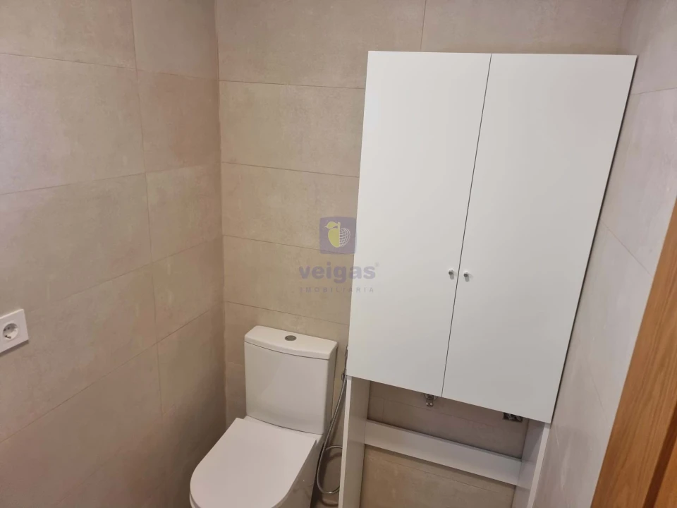 Apartamento T1 para Venda em Massamá e Monte Abraão Foto 39