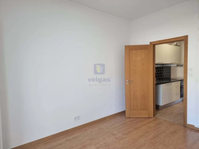 Apartamento T1 para Venda em Massamá e Monte Abraão Foto 23