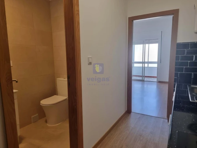 Apartamento T1 para Venda em Massamá e Monte Abraão Foto 8