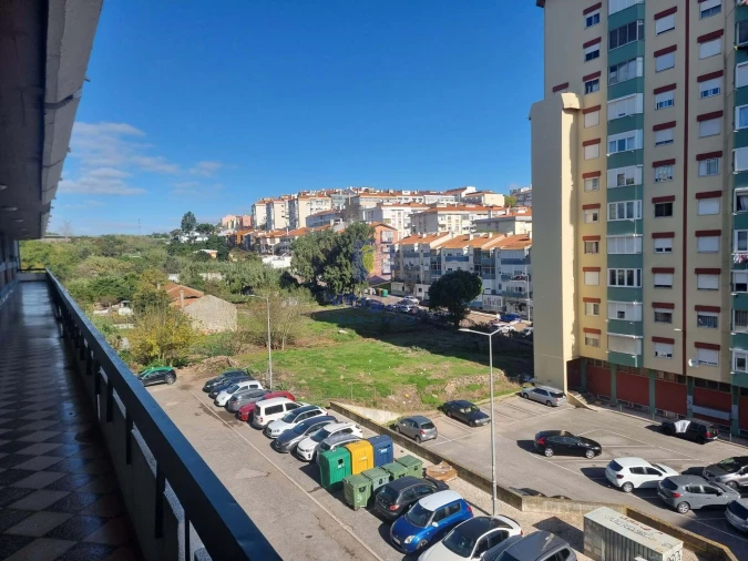 Apartamento T1 para Venda em Massamá e Monte Abraão Foto 47