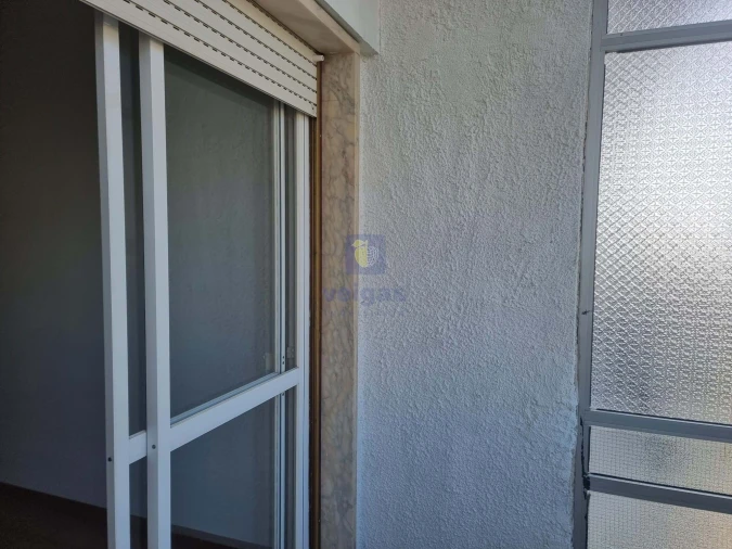 Apartamento T1 para Venda em Massamá e Monte Abraão Foto 40