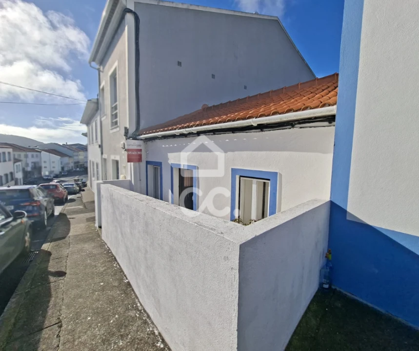 Moradia T3 para Venda em São Bento Foto 1