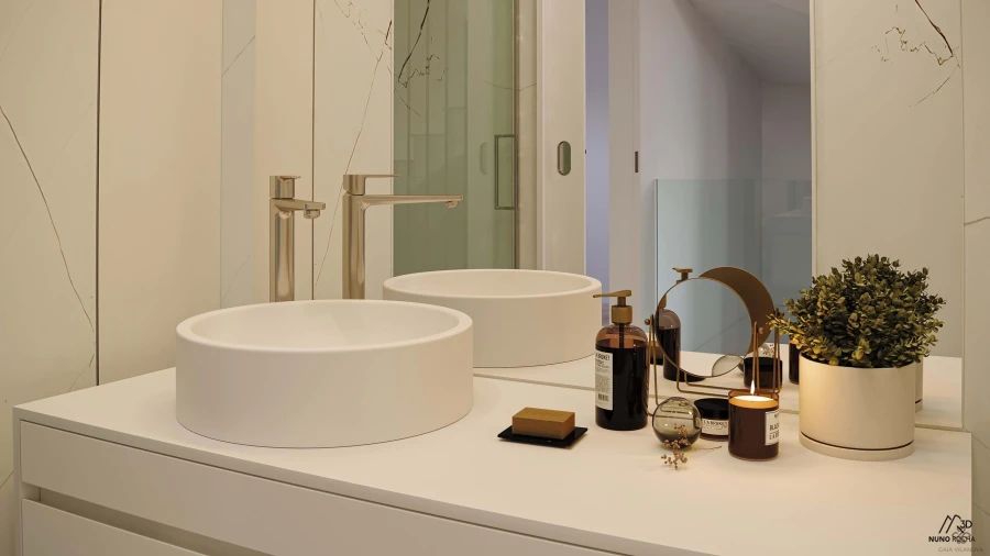 Moradia T4 para Venda em Santa Marinha e São Pedro da Afurada Foto 8