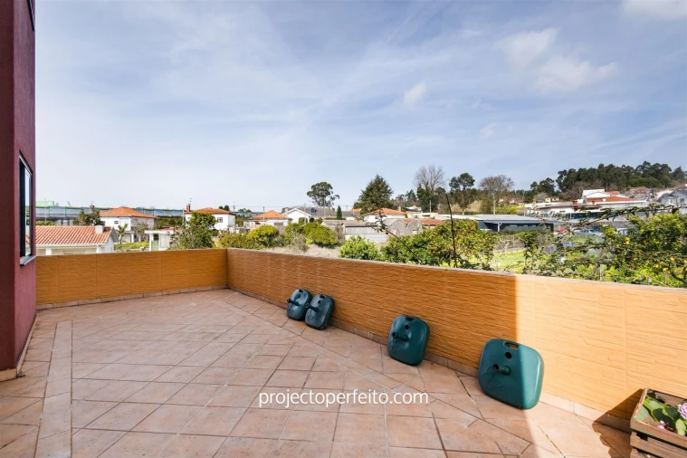 Moradia T4 para Venda em Grijó e Sermonde Foto 9