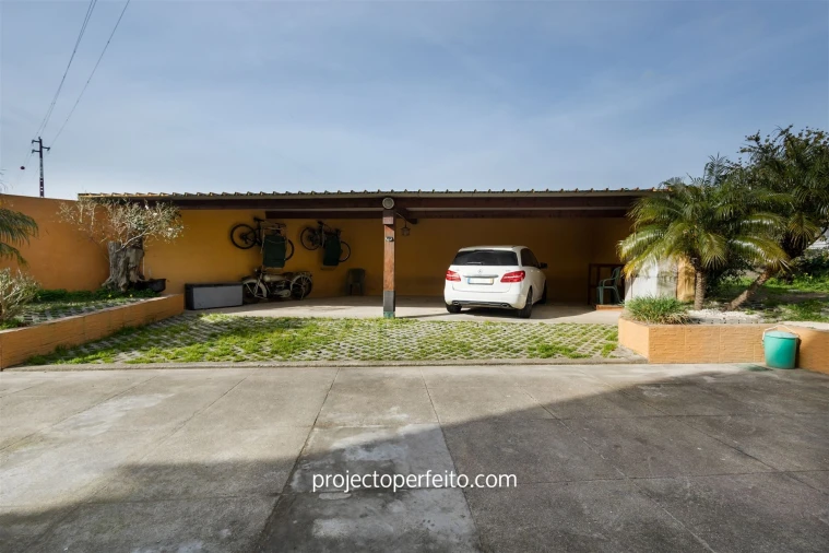 Moradia T4 para Venda em Grijó e Sermonde Foto 11