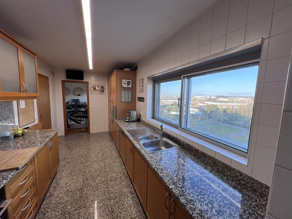 Apartamento T4 para Venda em Matosinhos e Leça da Palmeira Foto 13