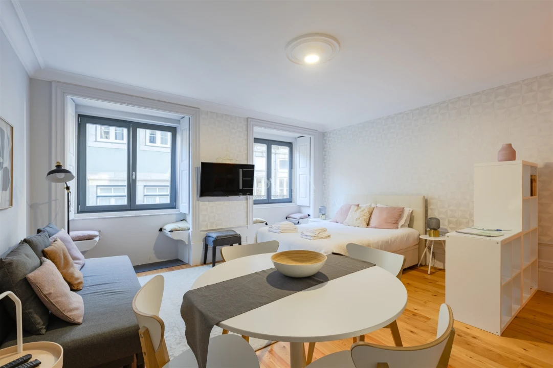 Apartamento T0 para Venda em Cedofeita, Santo Ildefonso, Sé, Miragaia, São Nicolau e Vitória Foto 2
