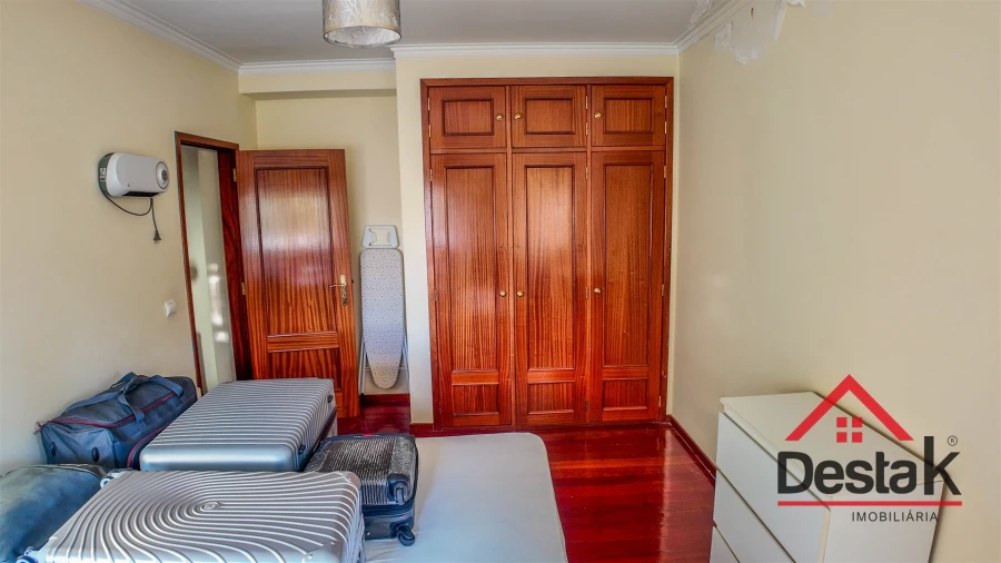 Apartamento T3 para Arrendamento em Viseu Foto 18