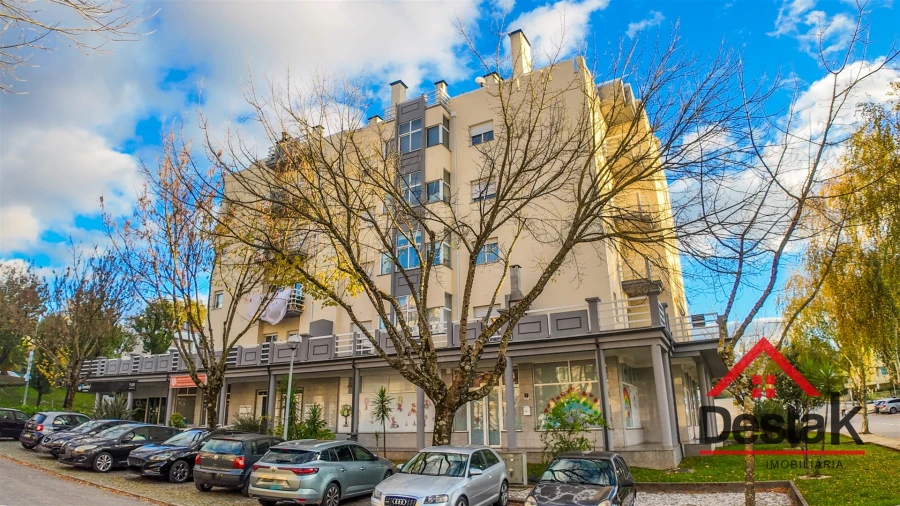 Apartamento T3 para Arrendamento em Viseu Foto 23