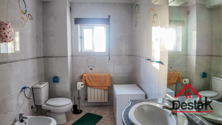 Apartamento T3 para Arrendamento em Viseu Foto 17