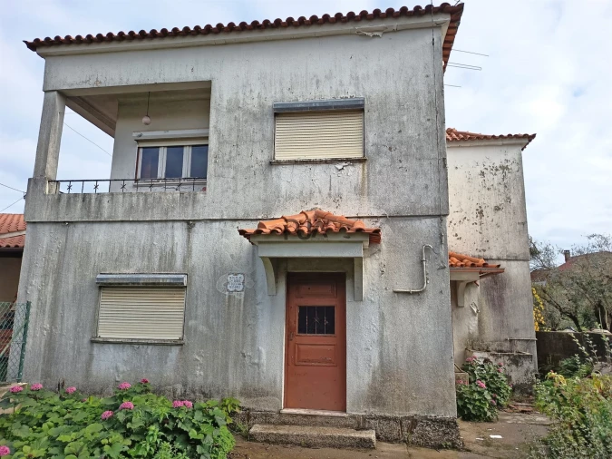 Moradia T3 para Venda em Treixedo e Nagozela Foto 9