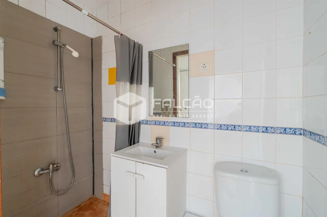 Loja para Venda em Marvila, Ribeira Santarém, São Salvador, São Nicolau Foto 28