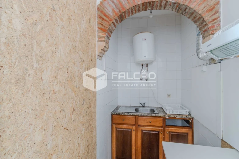 Loja para Venda em Marvila, Ribeira Santarém, São Salvador, São Nicolau Foto 24