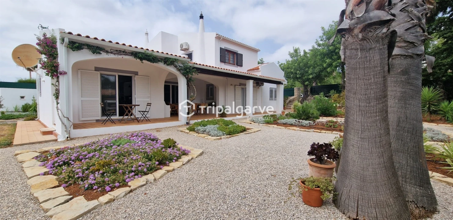 Moradia T4 para Venda em Portimão Foto 2