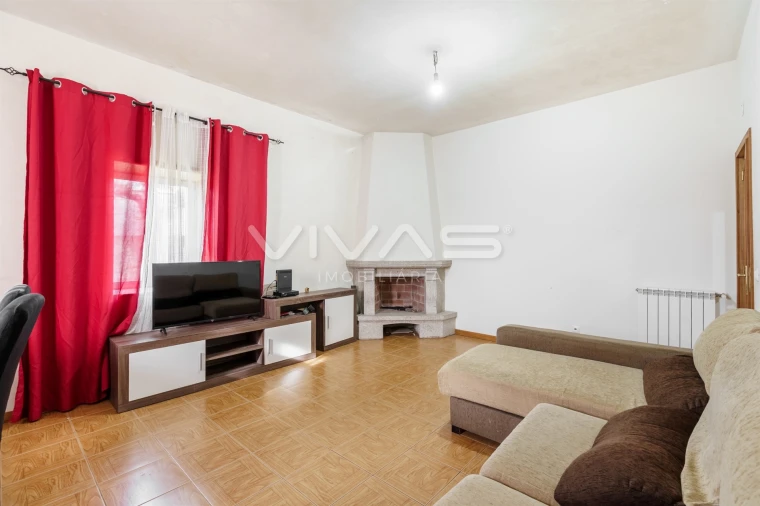 Apartamento T1 para Venda em Airo Foto 11