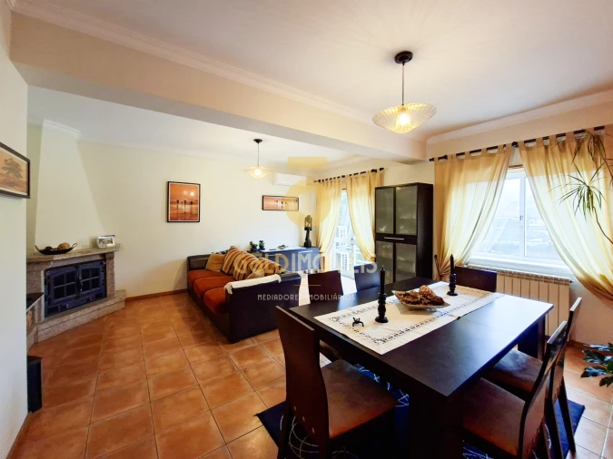 Apartamento T3 para Venda em Nespereira Foto 1