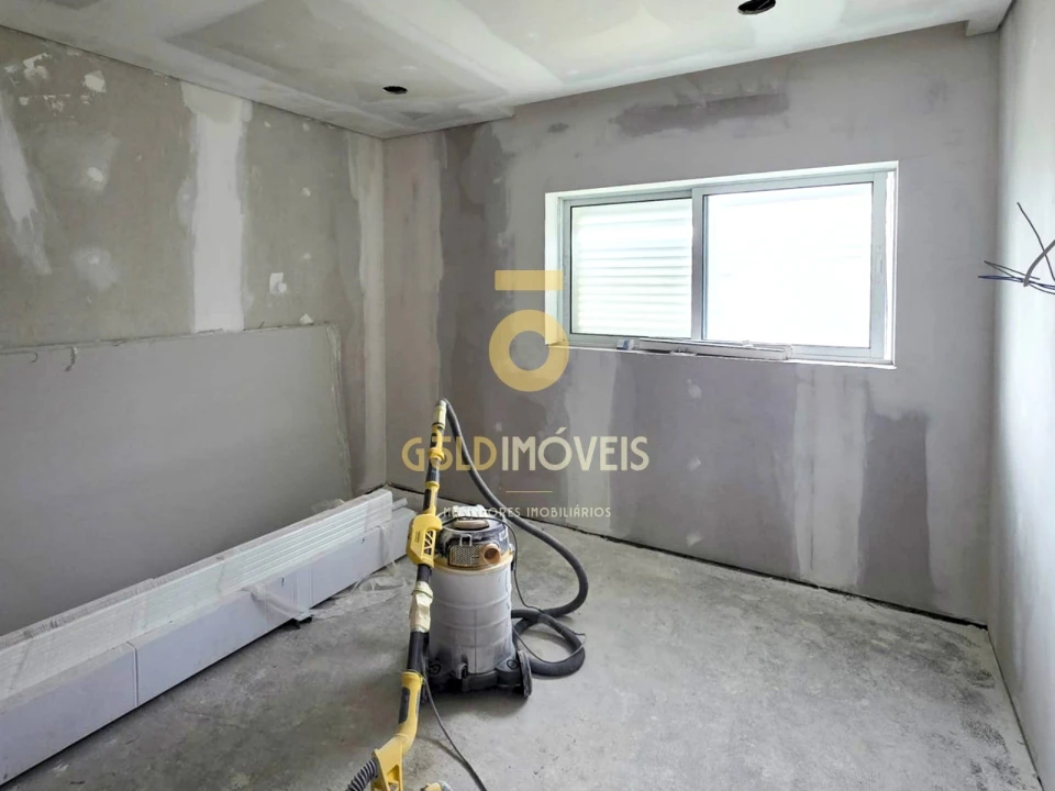 Apartamento T0 para Venda em São Roque Foto 4