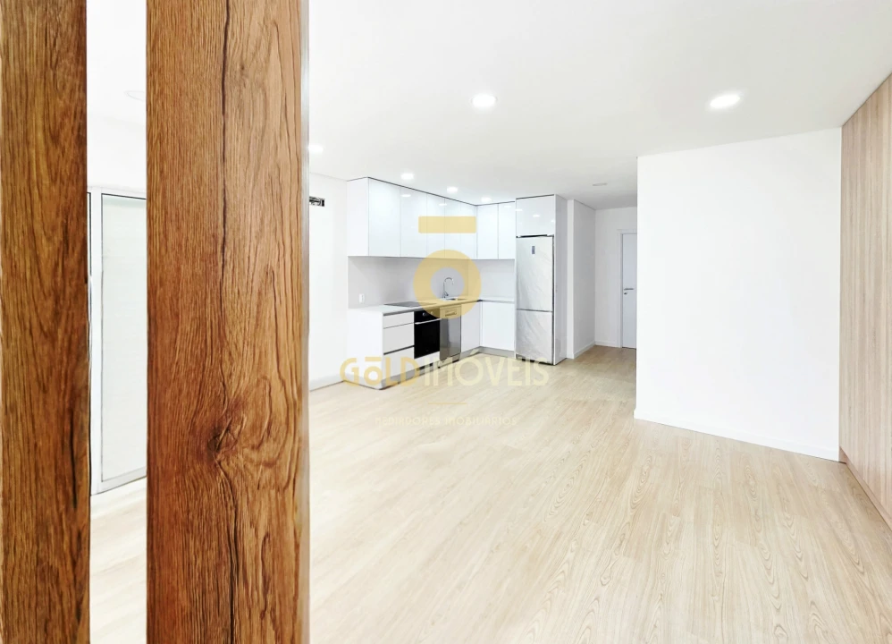 Apartamento T0 para Venda em São Roque Foto 2