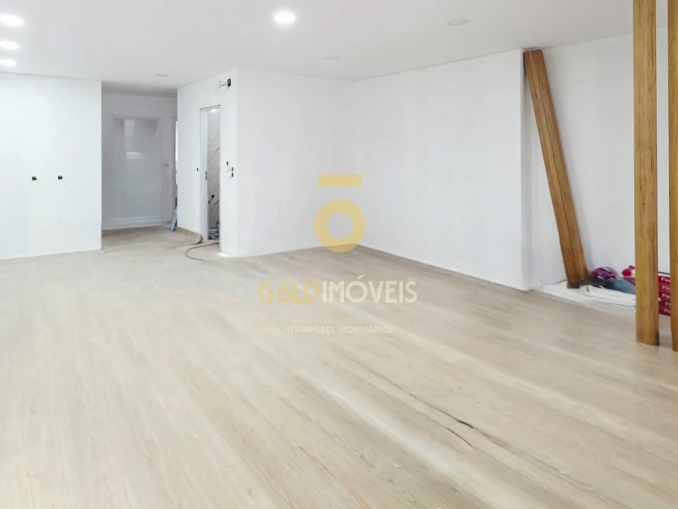 Apartamento T0 para Venda em São Roque Foto 2