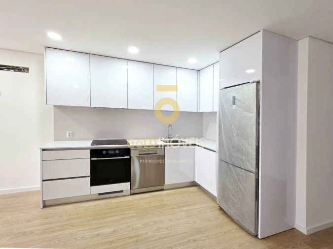 Apartamento T0 para Venda em São Roque Foto 2