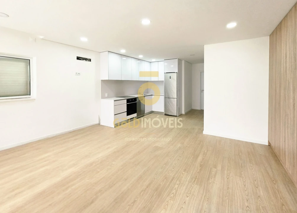 Apartamento T0 para Venda em São Roque Foto 3