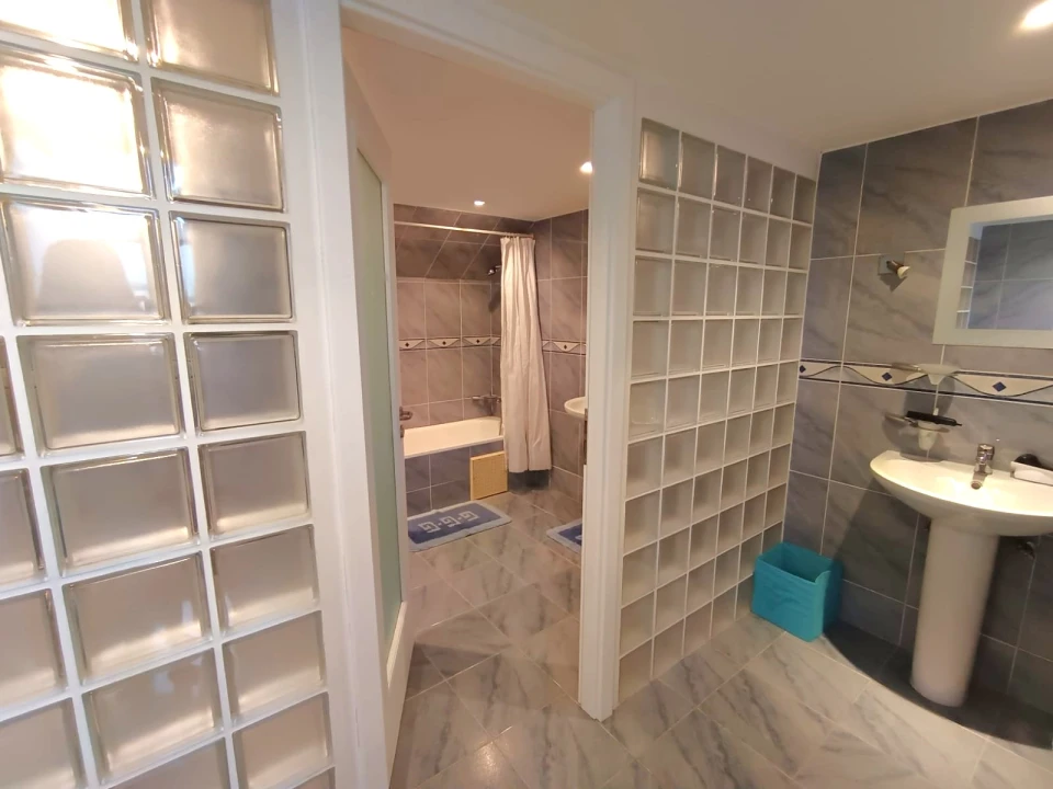 Moradia T5 para Venda em Aveleda Foto 27