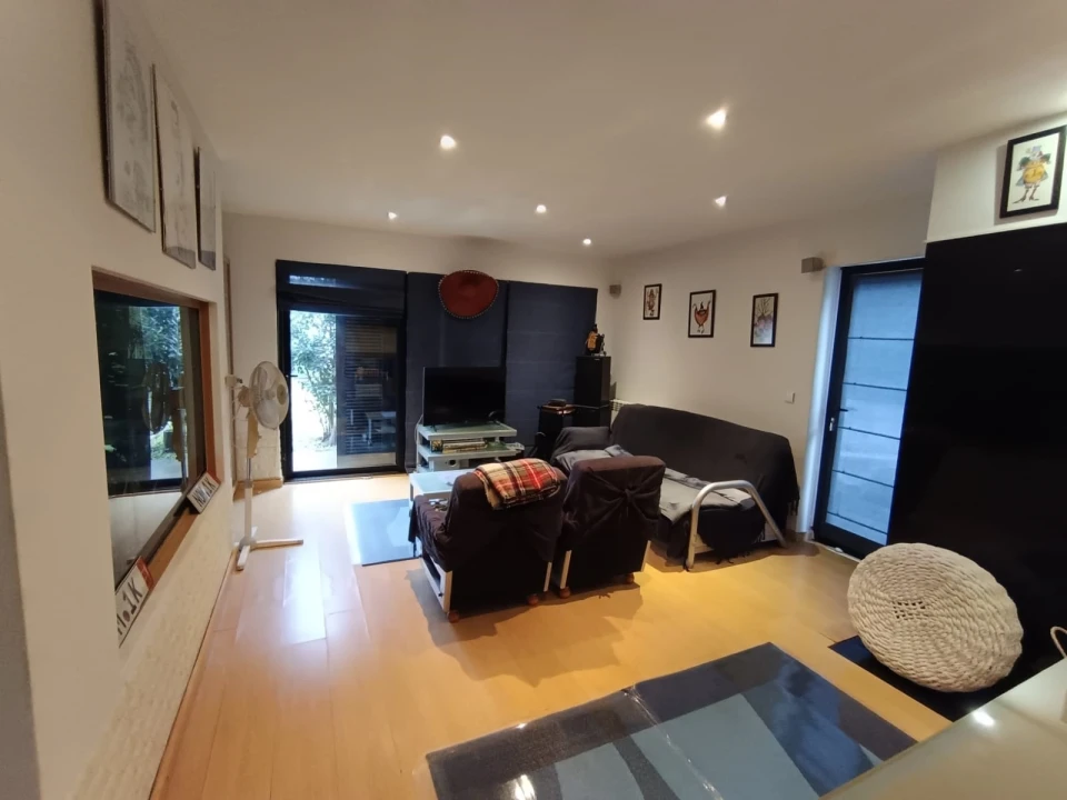 Moradia T5 para Venda em Aveleda Foto 8