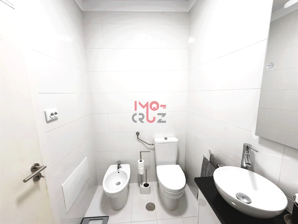 Apartamento T2 para Venda em Santa Maria, São Pedro e Matacães Foto 15