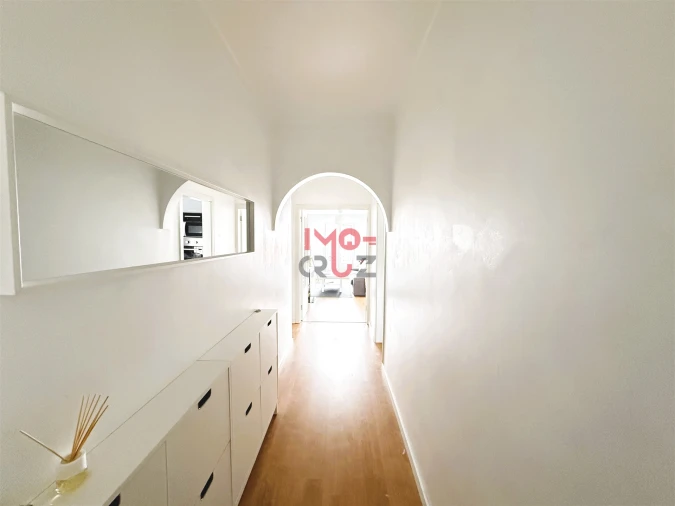 Apartamento T2 para Venda em Santa Maria, São Pedro e Matacães Foto 7