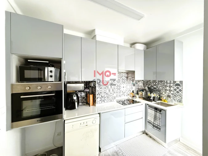 Apartamento T2 para Venda em Santa Maria, São Pedro e Matacães Foto 5