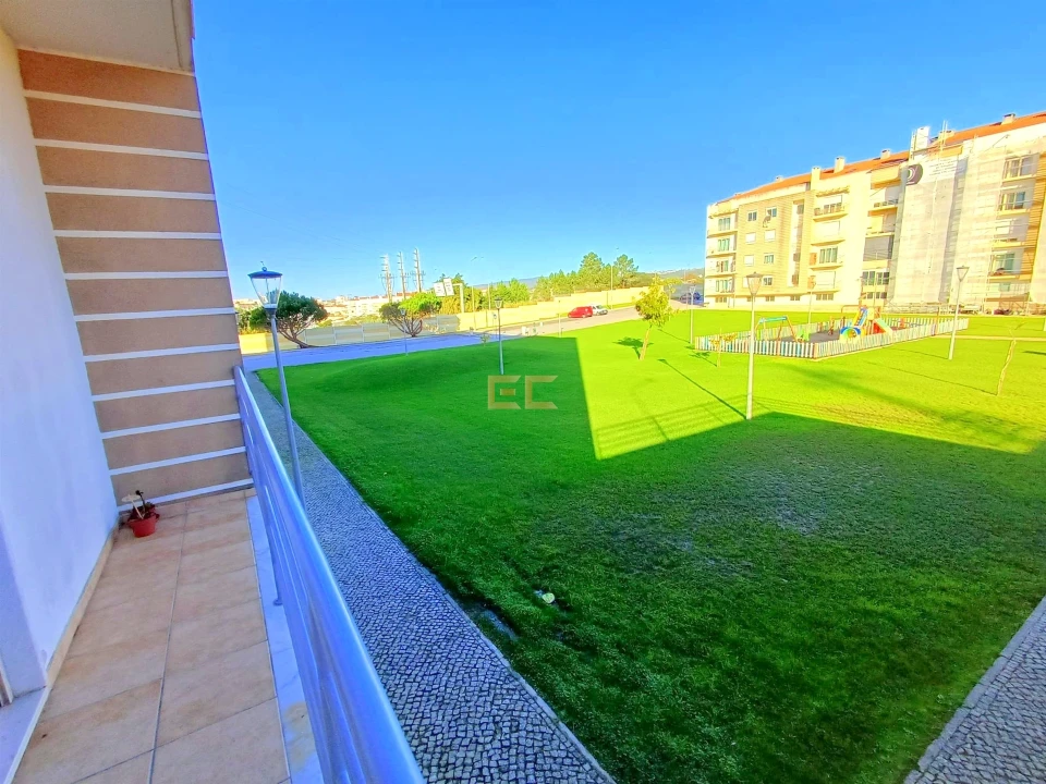 Apartamento T2 para Venda em Tavarede Foto 21