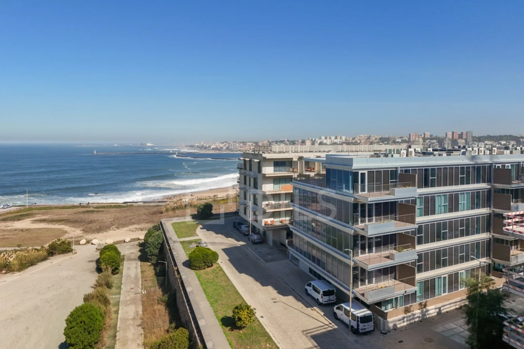 Apartamento T2 para Venda em Canidelo Foto 10