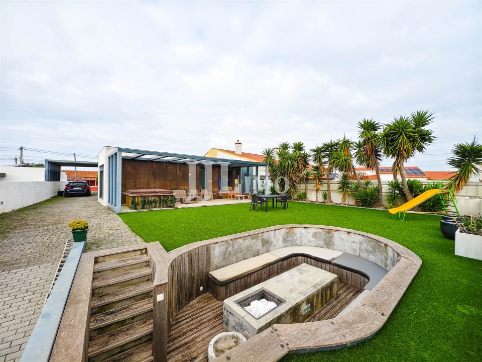 Moradia T3 para Arrendamento em Silveira Foto 24