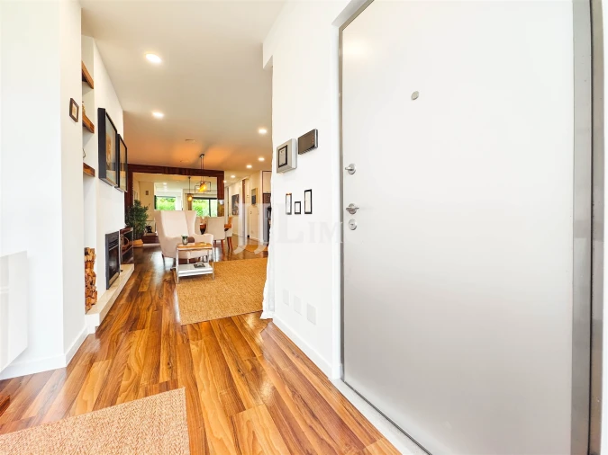 Moradia T3 para Arrendamento em Silveira Foto 4