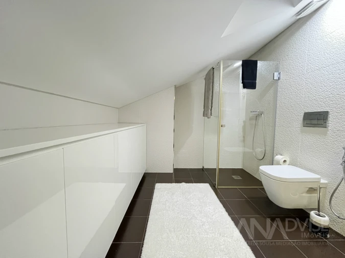 Apartamento T3 para Arrendamento em Viseu Foto 36