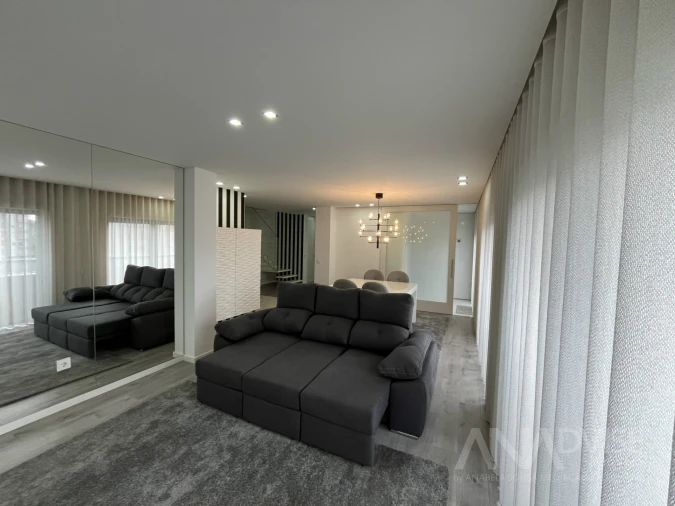 Apartamento T3 para Arrendamento em Viseu Foto 9