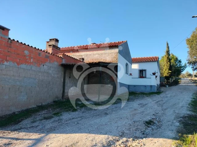 Quinta T3 para Venda em Santiago Maior Foto 5