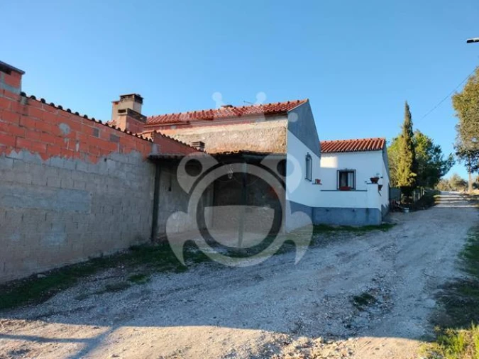 Quinta T3 para Venda em Santiago Maior Foto 4